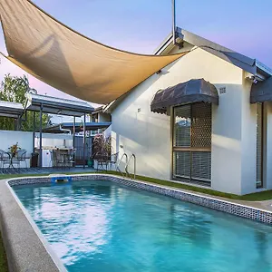 Aparthotel Holiday